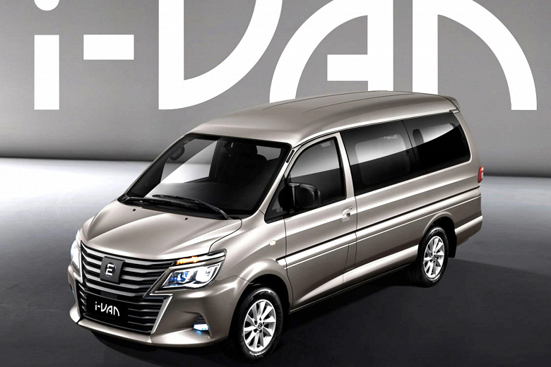 Стало известно, когда в России стартуют продажи Evolute i-Van. Подробности об этом минивэне совместной разработки Dongfeng и Mitsubishi